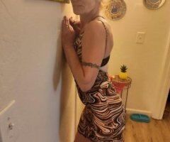 SEEKING A WHOLE LOT OF FUN💞💞 TRY SOMETHING NEW AND FUN 💕💕💯 - Image 2