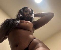 Big Titty Bimbo🍒cum have some fun 👅 - Image 2