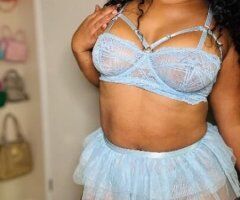 Sexy girls - Image 2