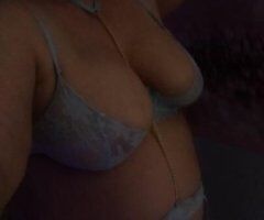upscale very experienced expert and cuddly hugger - Image 3