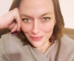 Chicago escorts - INCALL/CARFUN