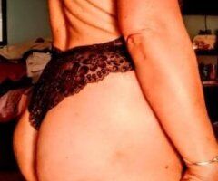 Bored tonight!!! So CUM & PLAY with this Thick & Juicy Red Head!! 🍑🍑🍑👅👅👅👅 - Image 9