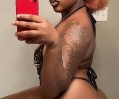 READY TO FUCK😏WILD SEXY & YOUNG🥵 OUTCALLS AVAILABLE 2 POP SPECIAL FOR $300 - Image 6