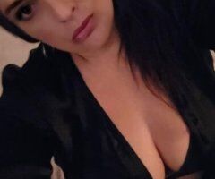 💦 Squirting Slutty Chick 💥NEW #💥 - Image 2