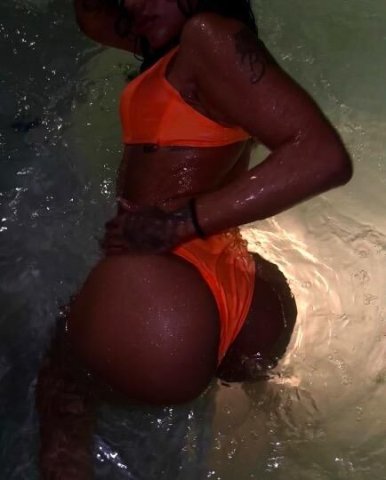 👅 - 1