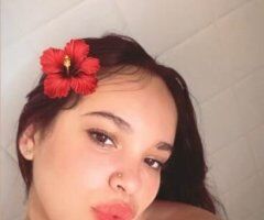 latina - Image 7