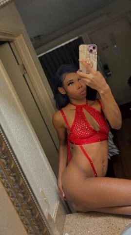 🤤Purring fatt pussyy with a tight grip 💦 .. I know you can't resist 😝! (Black and Japanese) - 1