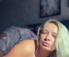 All-Natural, Curvy, Girl Next DoorVerified & Highly Reviewed - Image 10