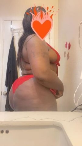 YOUR FAVORITE GIRL 🤤🍫 - 1