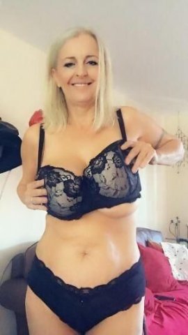 ❤I am 47 years old women. Don't miss my good special service.💘good smelling my hot pussy👅 - 1