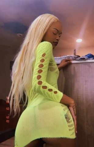 Sweet🧁N Petite Cum Enjoy😍This Funsize Freak💦 - 1