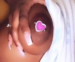 HMU !! 😋💦💦💦 INCALLS 🩷🩷🩷 - Image 3