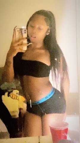 lets have a good time daddy 😻im avalible rn car dates incalls dont waste my time - 1