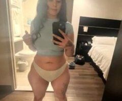 Bigg Ass,Tight and Wet Pussy.Get The Experience Of A Lifetime - Image 2