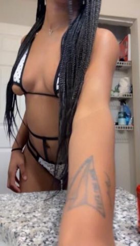 Available🍑high vibrations only , respectfully 🤍 - 1