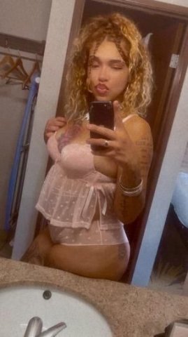 LailaRosee 💋🫧 ur new favorite playmate 💦 📍In/Outcall SPECIALS 📍 no deposit 😘 - 1