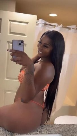 NEW IN TOWN💕Let me make you cum😍🫦💦All the way from Houston TX🤘🏾🤪here for a good time not a long time. Catch me while you can.🤪🫦💦 - 1