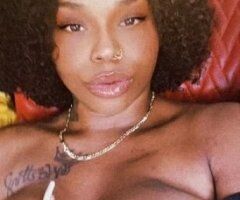 available now..pretty& horny 🥰💋in & outcalls 🫶🏽💦 latenight - Image 2
