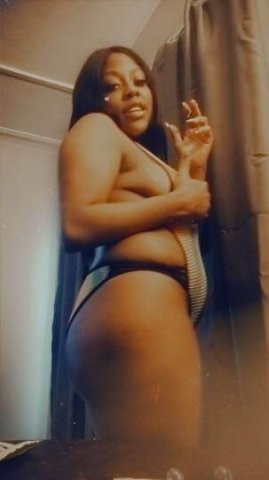 INCALL ONLY gusher tight pussy😻 & throat goat 🐐 - 1