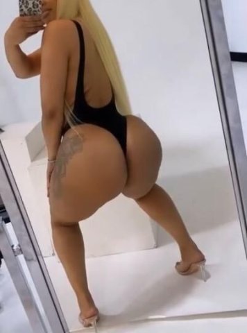 🍑Pretty cute sexy 💕 in and out call specials - 1