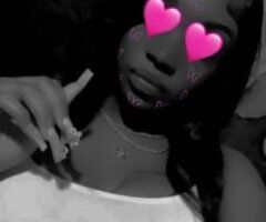 NEW TO YOUR CITY Mariahhhhh.🩷 - Image 4
