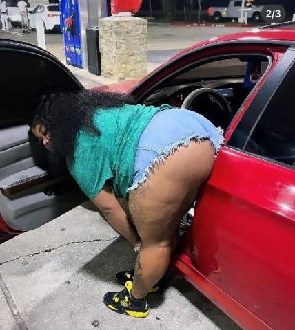 kandi is back in town DEALS DEALS - 1