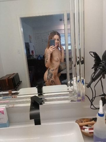 🫦🫦 Biloxi Brittany needs you 🫦🫦 fun size nympho - 1