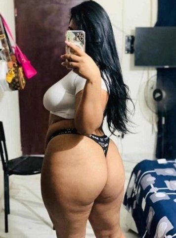 Latina Big Ass and Tits Colombia💕 - 1