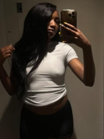 ✨Pretty Petite & FUN!!✨ - 1