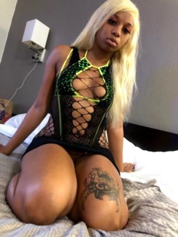 HI BABY IN TOWN LETS HANGOUT - 1
