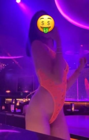 EARLY MORNING SPECIALS INCALLS AND OUTCALL👍 FRESH IN TOWN FROM CALI..MUST SEND DEPOSIT FOR OUTCALL✨RealWaterGirl💦😜 Come have a good time you can not eat my pussy so dont ask🚫no bare🚫 - 1