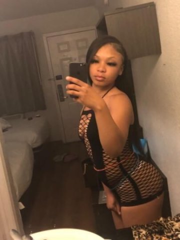Blasian Queen 👑💋 Sensually Seductive 🥰 - 1