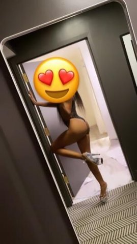 Its Getting Cold Outside🥶 Model Type READY 4 U! - 1