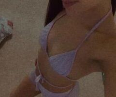 sexc wet yella 💦🍑🤪‼💖😘 - Image 2