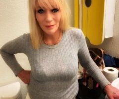 West Palm Beach escorts - SAPHIRE HERE YOUR FAVORITE GEM HIGHLY REVIEWED