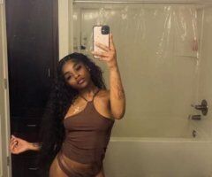 Tallahassee escorts - In Town for the weekend 😘Petite 👅Young and Creamy💦$100 Qv special😘incalls only available