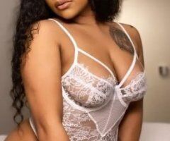 Beaumont escorts - ITS ARI 💜 Available For Mature Gentlemen Only