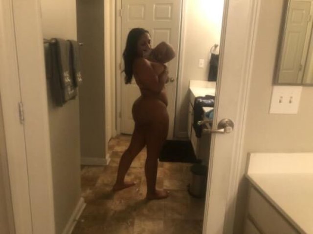 Dominican Mami This Weekend Only! - 1