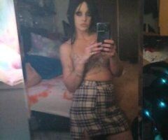 hot white girl - Image 5