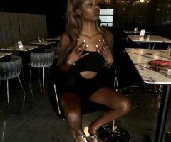 sexy petite 🥰 - Image 2