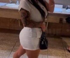 Your lil Personal Playmate 👯♀💋 - Image 2