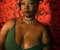 BIG BOOTY EBONY WANTS TO FUCK !!! - Image 5
