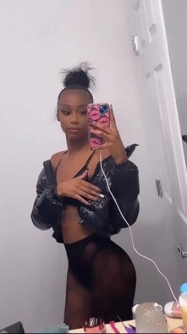 SPECIALS!! 😍 petite ebony bombshell 😝 super wet and tight come try 😍 - 1