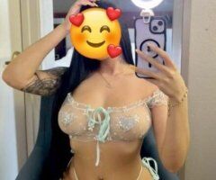 Hot latina - Image 2