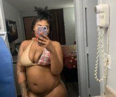 Chicago escorts - New to the suburbs, show me a good time