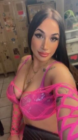 Busty Brunette Bombshell 🍒💦 - 1
