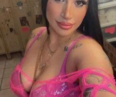 North Bay escorts - Busty Brunette Bombshell 🍒💦