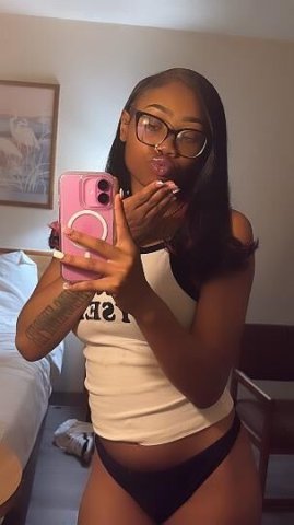 200 dollar half and hour specials incall & outcall available - 1