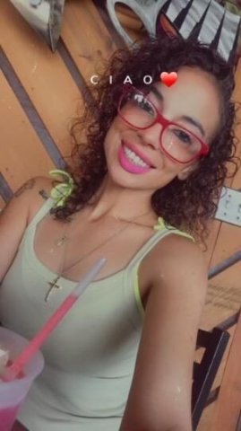 native american real girl 💕💕💕 spends time makes content - 1