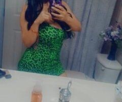 Mujer latina cachonda - Image 2